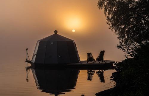 Yllasjarvi Boat Rental | Ylläsjärvi iglu