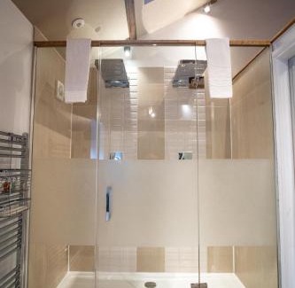 Bainbridge Hotel | Yorebridge House