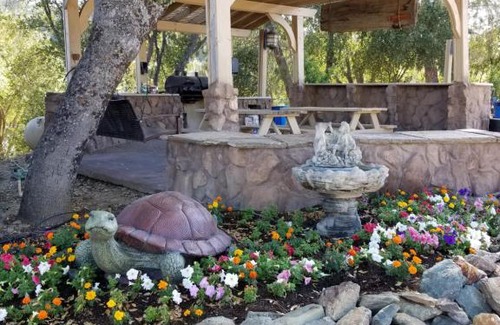 Coulterville Hotel | Yosemite Gold Country Lodge