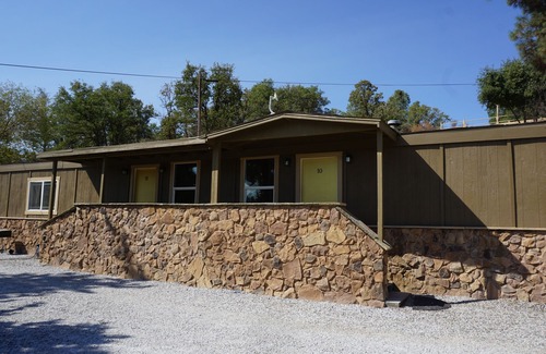 Coulterville Hotel | Yosemite Gold Country Lodge