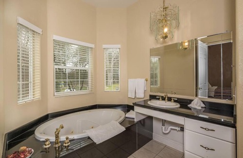 Coarsegold Villa | Yosemite South Presidential Mansion