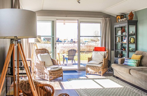 Lauwersoog House | You and your children will spend a fun and eventful vacation in a beautiful vacation park with many