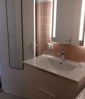 Fontenay-aux-Roses Apartment | Your 28 m Studio Near Paris Modern Convenient and Affordable