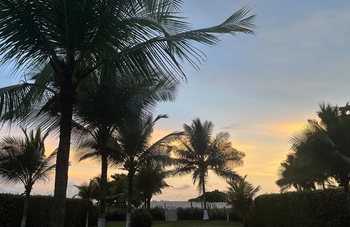 Puntarenas House | Your centrally located Pacific beachfront paradise with pool, wifi and more!