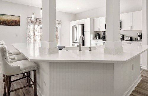 Harwood Lane House | Your family retreat in Charlotte (pet friendly)!