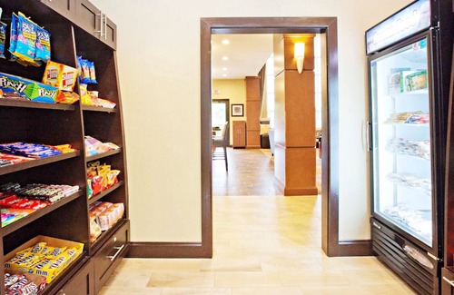 Sweetbriar Condo | Your Gateway to Austin's Vibrant Charmn