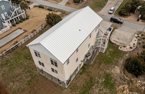 Emerald Isle House | Your Happy Place, just steps to the beach unit West