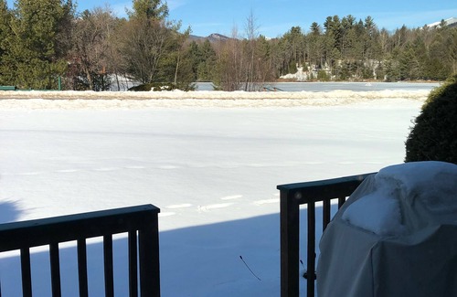 North Woodstock House | Your home away from home for the winter.