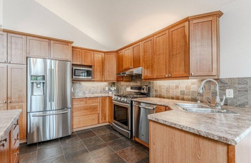 Port Stanton Cottage | Your Home by the Lake