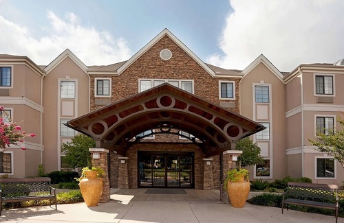 Vance Jackson Apartment | Your Home in San Antonio's Center! W/Private Kitchen! Pets are Welcome too!