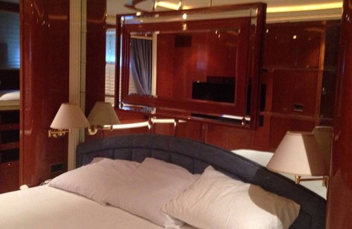 Puerto Juarez Boat Rental | Your own yacht in the mayan Riviera, for you to enjoy the