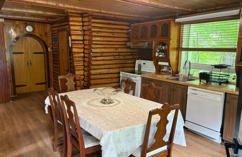 Rawdon Ski Chalet | Your Party House! Soundproof music room.Near parks & beach. Your perfect getaway