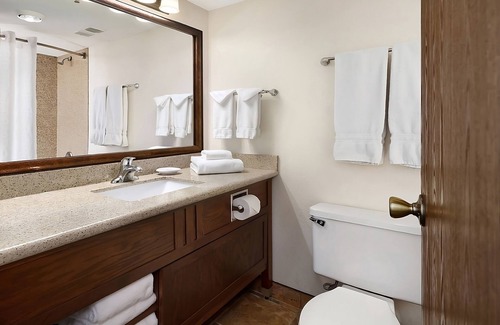 Casper House | Your Relaxing Getaway Awaits! Just Minutes to Downtown! Free Shuttle, Pool