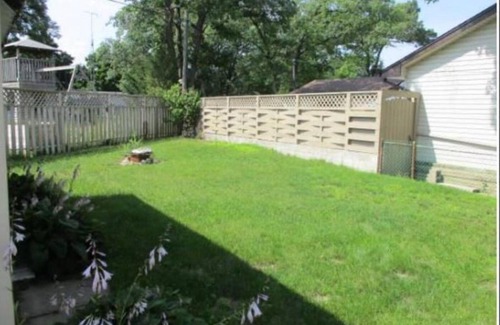 Sarnia House | Your Sarnia City Cottage is waiting for you...