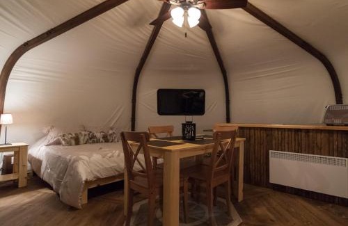 Rawdon Ski Chalet | Yourtes - Chalets Lanaudière