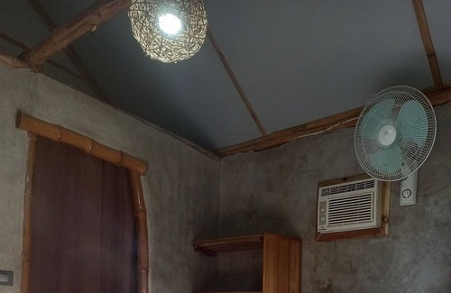 El Nido Cabin | Yucca Bungalow