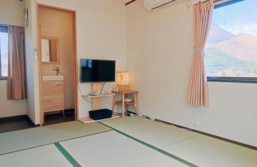 Yufuin Onsen House | Yufuin Sunday