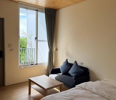 Dongshi District Bed & Breakfast | Yun Shan Pan Pan Homestay