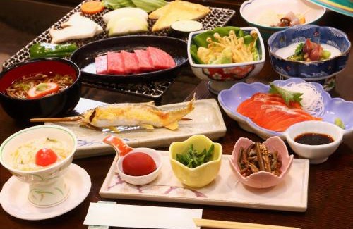 Shiozawa Onsen Hotel | Yunohirakan