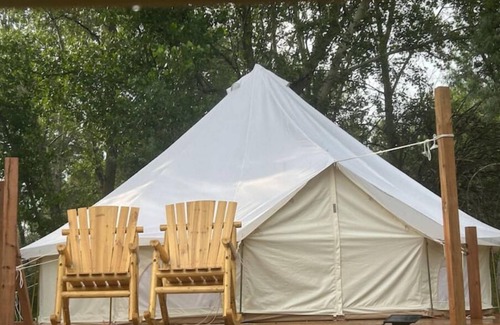 Joliet House | Yurt on Rock Creek in Joliet, Montana