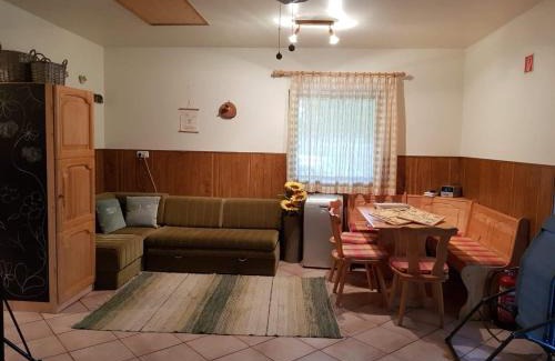 Tiszanana Apartment | ZöldPortál Vendégház Tiszanána -Dinnyéshát