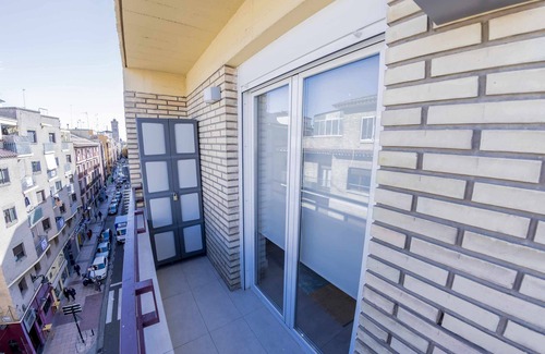 Zaragoza Old Town Apartment | Zabella Main Street. One minute from Plaza del Pilar!