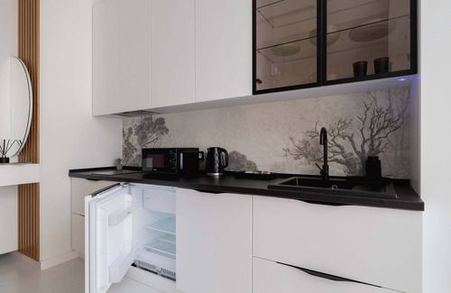 Katowice Apartment | Zabrska 15 Katowice | Modern Studio for 2 Persons | Parking & Balcony | Business
