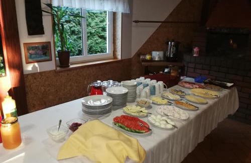 Nikielkowo Hotel | Zajazd i Restauracja "Myśliwskie Zacisze"