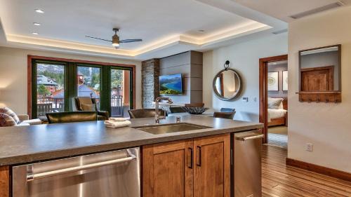 South Lake Tahoe Apartment | Zalanta 221