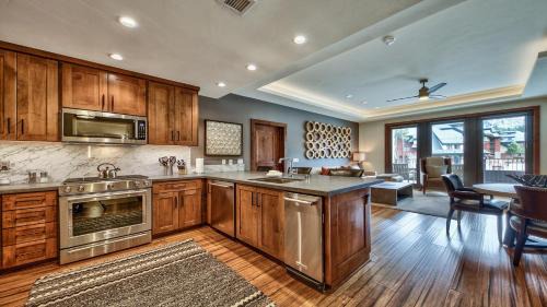 South Lake Tahoe Apartment | Zalanta 221