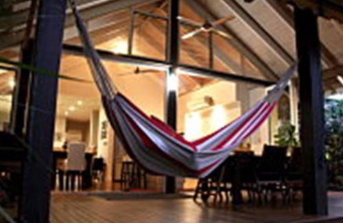 Mission Beach Villa | Zama - Wongaling Beach - Beachfront Townhouse