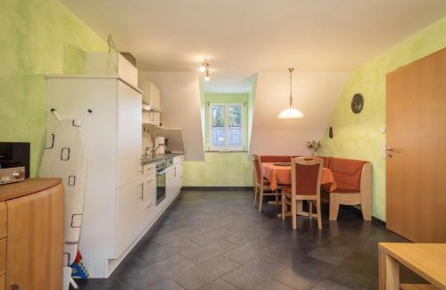 Tettnang Apartment | Zapfs Bauernhof Apfelblüte