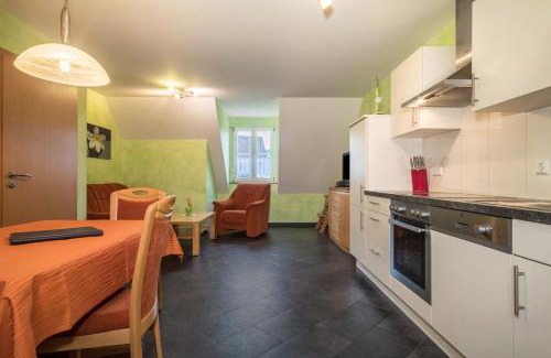 Tettnang Apartment | Zapfs Bauernhof Apfelblüte