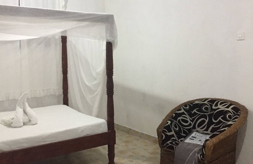 Shanzu Hotel | Zaradise