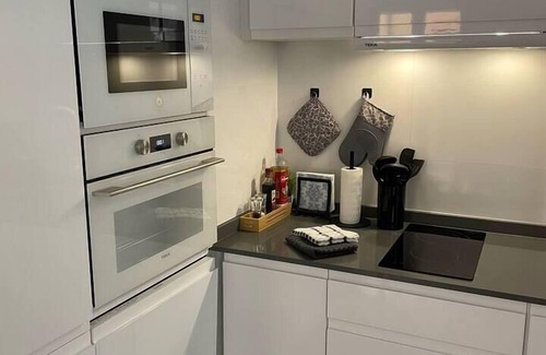 Zaragoza Old Town Apartment | Zaragoza Home El Tubo - parking included, Apartamento para familias en El Tubo-Plaza España de Zarag