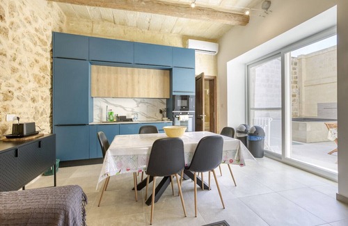 Zebbug Apartment | Zebbug apt with Pool-Hosted by Sweetstay