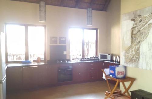 Leeupoort Ski Chalet | Zebula Golf Estate and Spa - Giraffe Plains 4 pax Moi Signature Luxury villa