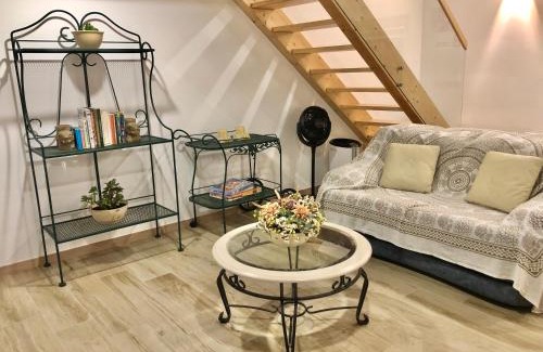 Atalaia House | Zeca Holidays -Atalaia Fall Mezanine Ideal para trabalhar