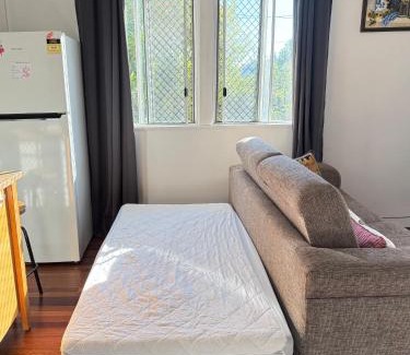 Taigum House | Zen Escape Guest House "Location 3" - Three listings - Hidden Gem, Funky Corner, Boutique Granny Flat