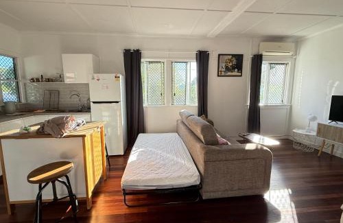 Taigum House | Zen Escape Guest House "Location 3" - Three listings - Hidden Gem, Funky Corner, Boutique Granny Flat