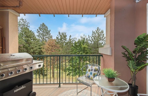 Quail Ridge Apartment | Zen Studio Condo With Golf Course View- 205B