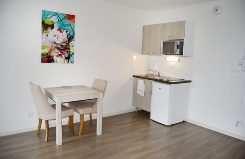 Yzeure Apartment | Zenao Appart'hotel - Yzeure