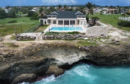 Long Bay House | ZenBreak Ocean Mist Villa 5bd