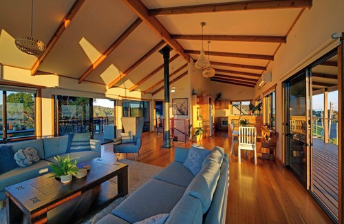 Coles Bay House | Zenith - Freycinet Holiday Houses