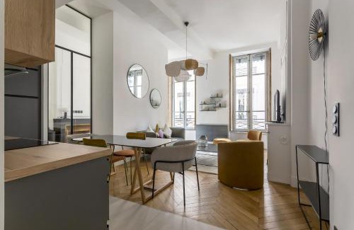 Carnot - Gailleton Apartment | Zest Central Centre Ville