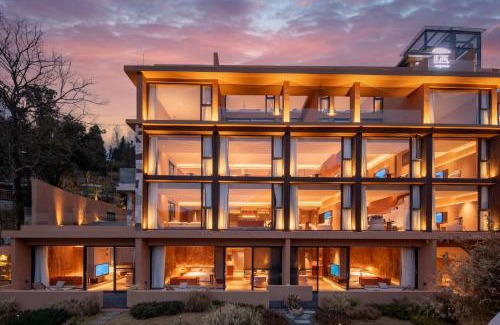 Wulingyuan House | Zhangjiajie Qishi Li Cave Homestay of East Gate Entrance of Zhangjiajie National Forest Park