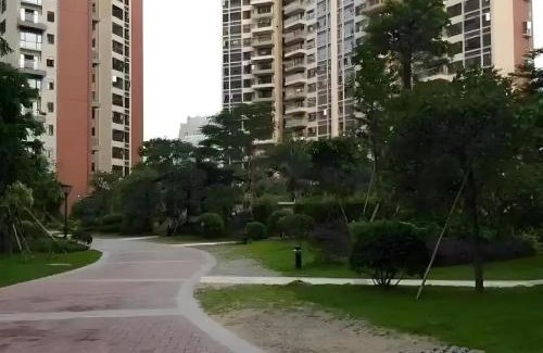 Longhua District Apartment | Zhi Yu Lan Wan