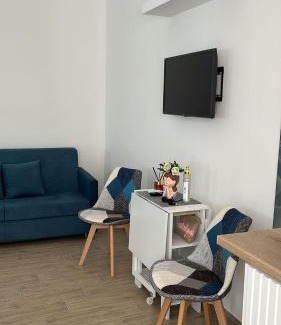 Naples House | Zia Domy