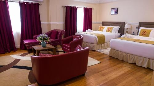 Roman Ridge Hotel | Zimansky Hotel