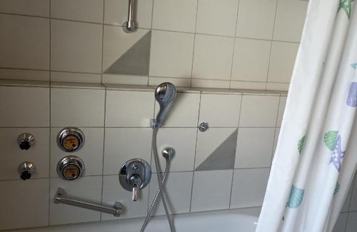 Nordenstadt Apartment | Zimmer Frei 1